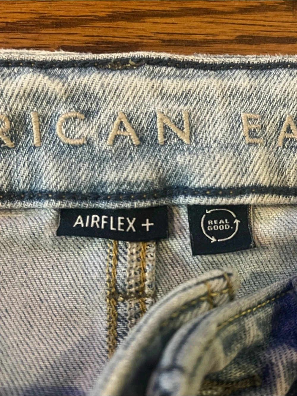American Eagle Outfitters Light Wash Distressed Athletic Skinny Jeans